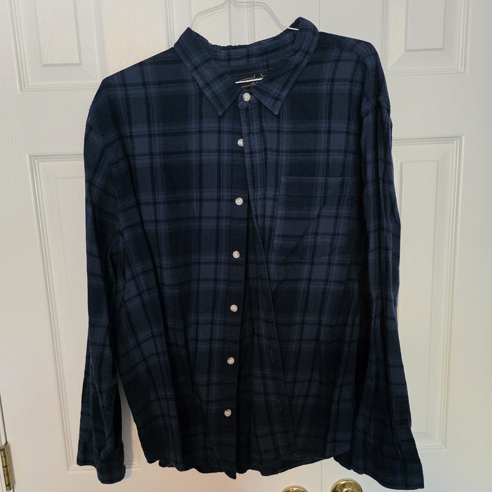 Liverpool Men's Dark Blue Plaid Button Down Shirt